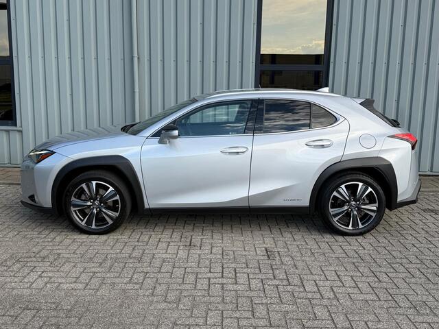 Lexus Ux 250h AWD Executive Line Automaat