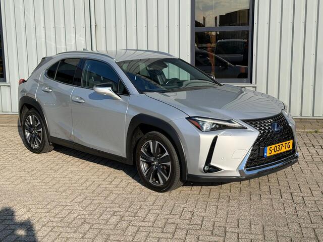 Lexus Ux 250h AWD Executive Line Automaat