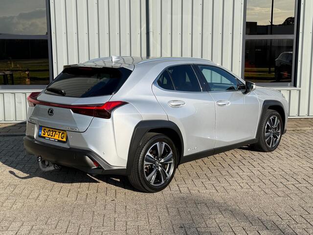 Lexus Ux 250h AWD Executive Line Automaat
