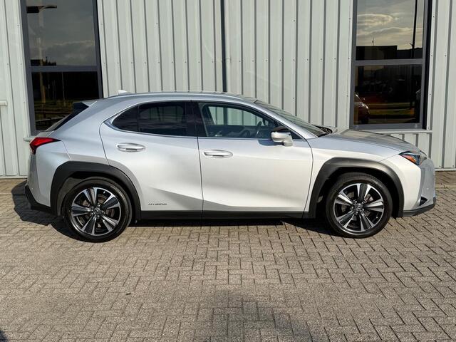 Lexus Ux 250h AWD Executive Line Automaat