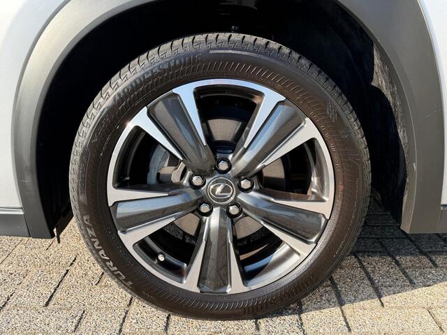 Lexus Ux 250h AWD Executive Line Automaat