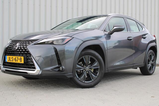 Lexus Ux 250h | Incl. 12 maanden garantie | Achteruitrijcamera | Keyless entry/start | Climate controle | Cruise controle | Lane Assist | DAB | Draadloze telefoonlader | Apple CarPlay/Android Auto |