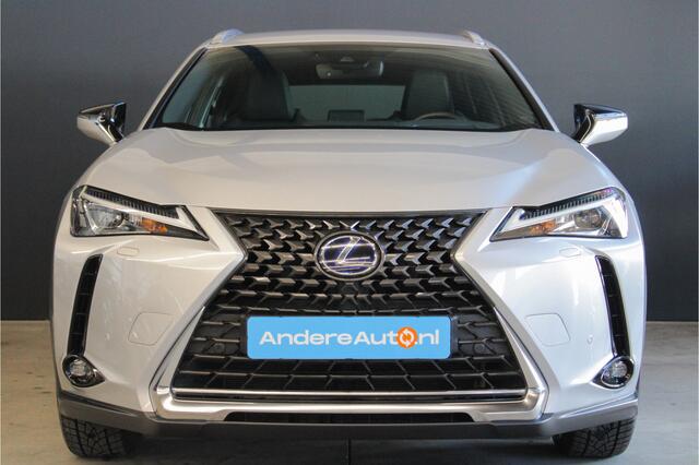 Lexus Ux 250h Business Line |parkeersensoren|stoel/stuurverwarming|Apple/Android|ACC|