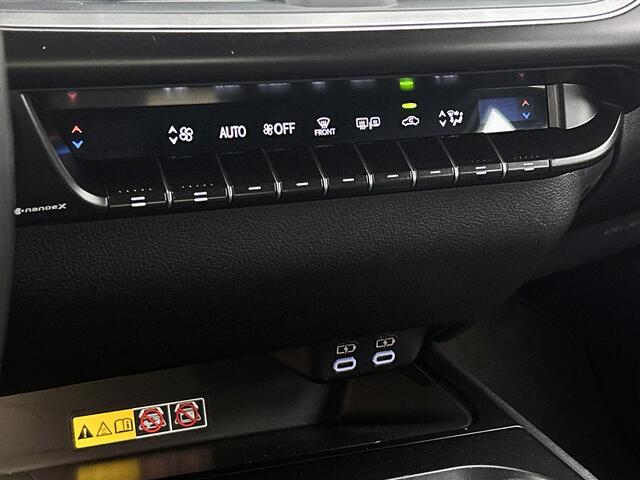 Lexus Ux 250h Business Line | Parkeersensoren | Achteruitrijcamera | Apple Carplay & Android Auto |