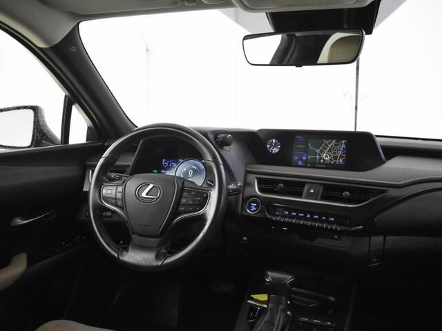 Lexus Ux 250h First Edition | Elektr. a. klep | Trekhaak | PDC – foto 4