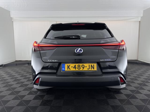 Lexus Ux 300e Luxury 54 kWh (INCL.BTW) Aut. *PANO | LEATHER | FULL-LED | ADAPTIVE-CRUISE | CAMERA | KEYLESS | NAVI-FULLMAP | DAB+ | PRIVACY-GLASS | ECC | PDC | 17''ALU* – foto 5