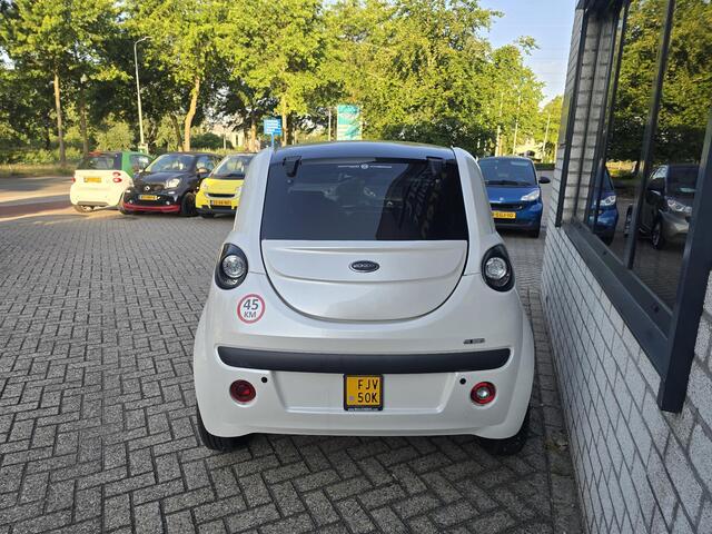 Ligier DUE Microcar 6 Plus Pack Design DCI