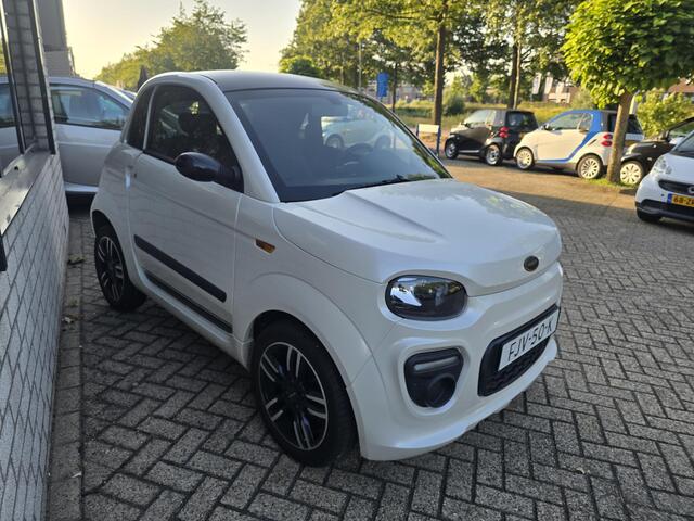 Ligier DUE Microcar 6 Plus Pack Design DCI