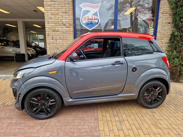 Ligier JS50 L SPORT DCI COLORLINE MET AIRCONDITIONING