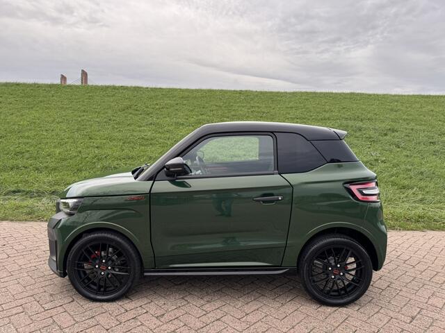 Ligier JS50 Brommobiel C Sport Ultimate Apple Carplay | Achteruitrijcamera | 16'' LMV