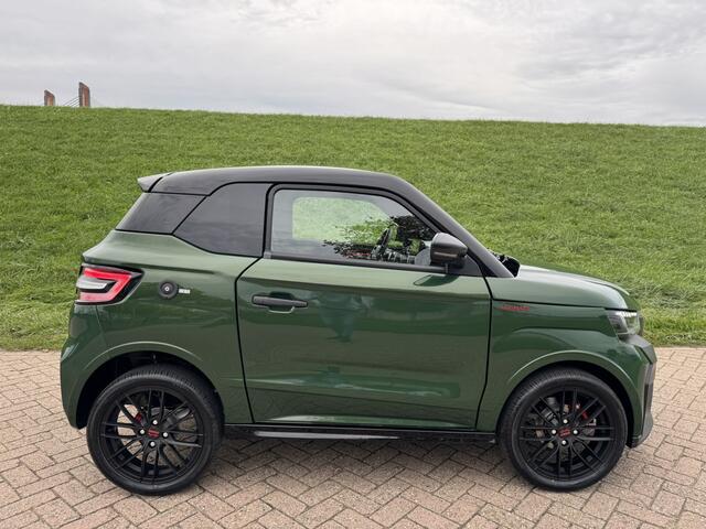 Ligier JS50 Brommobiel C Sport Ultimate Apple Carplay | Achteruitrijcamera | 16'' LMV