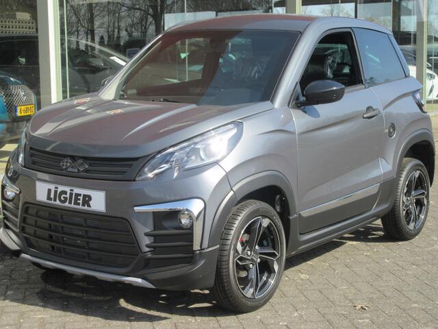 Ligier JS60 Brommobiel Chic Sun, Carplay, Achteruitrijcamera, , Stuurbekrachtiging (brommobiel) NIEUW