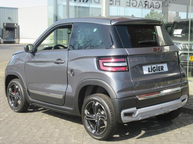 Ligier JS60 Brommobiel Chic Sun, Carplay, Achteruitrijcamera, , Stuurbekrachtiging (brommobiel) NIEUW