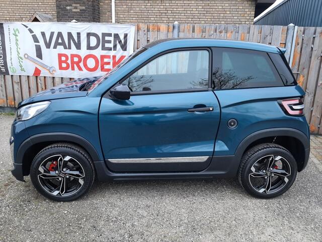 Ligier JS60 Brommobiel Chic Sun