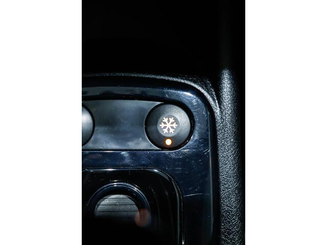 Ligier JS60 Chic Sun / STUURBEKRACHTIGING / Airco