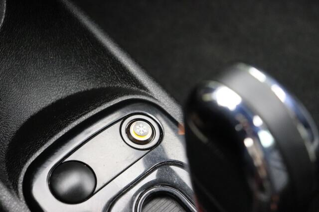 Ligier JS60 dCi Chic Sun - 2021 - 3.084 KM - Airco, Camera, Leer, Stuurbekrachtiging
