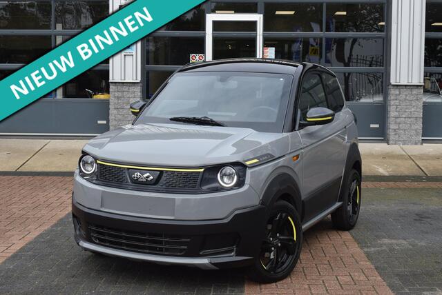 Ligier Myli R.Ebel E5 8HP I Automaat I Apple CarPlay/Android Auto I Achteruitrijcamera Stuurbekrachtiging Km 4.200!!