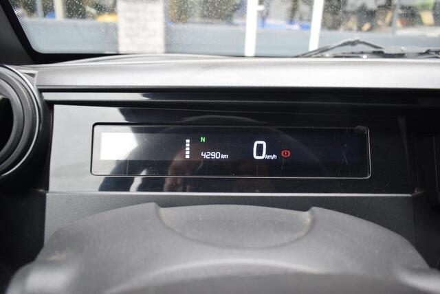 Ligier Myli R.Ebel E5 8HP I Automaat I Apple CarPlay/Android Auto I Achteruitrijcamera Stuurbekrachtiging Km 4.200!!