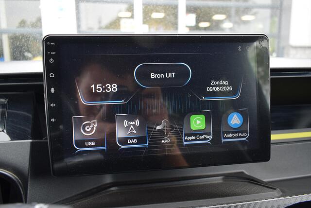 Ligier Myli R.Ebel E5 8HP I Automaat I Apple CarPlay/Android Auto I Achteruitrijcamera Stuurbekrachtiging Km 4.200!!