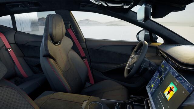 Lotus Eletre 600 Sport SE 4WD | Panorama Dak | Dynamic Handling Pack | 22 Inch | Trekhaak | KEF | Massage |