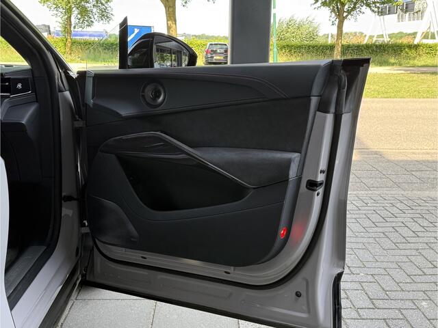 Lotus Eletre EDS 450 4WD 112 kWh