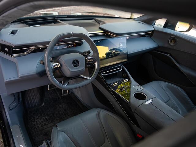 Lotus Eletre EDS 450 S 4WD Executive Seat 112 kWh | Aero pack | Carbon | KEF