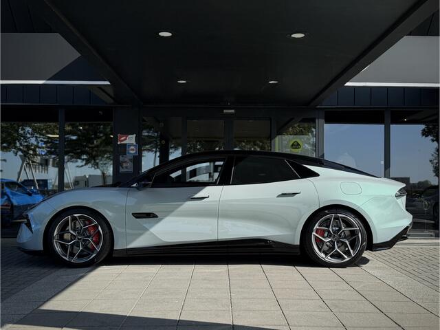 Lotus Emeya 600 Sport SE 4WD