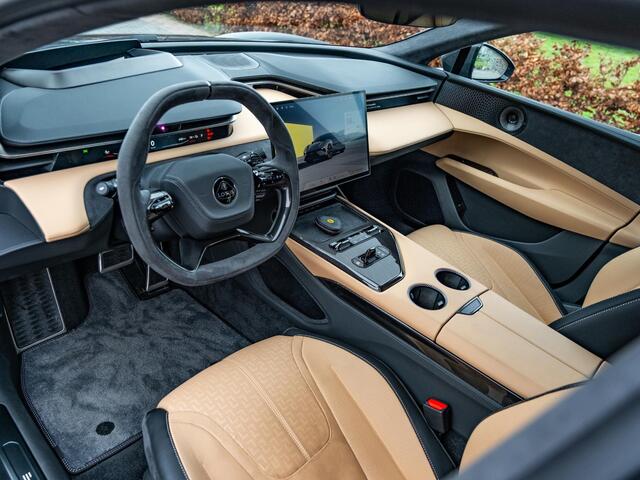 Lotus Emeya S 102 kWh Sport AWD | Carbon | KEF Sound | Elek Afn Trekhaak | LAD Highway Assist | Dynamic Handling | Active Aero | Pano dak | Lidar Autonoom | Volleder Comfort seats pack | HUD | Luchtvering | Etc.. Nw.prijs 161.245,=