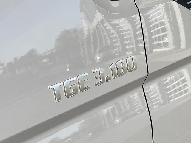 MAN TGE 3.180|2.0 TDI 177PK|L3H3|8-Traps Automaat COMMANDER LION DIRECT LEVERBAAR