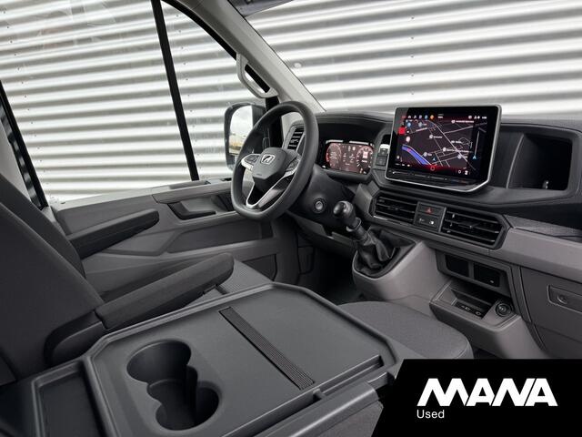 MAN TGE 3.180 180PK 'THE BLACK LION' Airco Camera Car-Play Sensoren Cruise Bluetooth Multifunctioneel stuurwiel