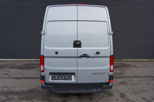 MAN TGE 3.180 | FACELIFT | L3H3 | App-Connect | Cruise | Navi | Stoelverwarming | 270 Graden Deuren