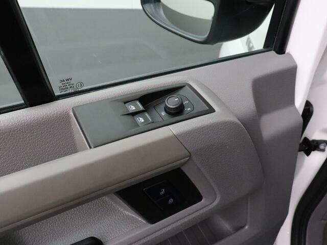 MAN TGE 2.0TDI 140PK DSG Automaat L3H3 | Airco | Cruise | 3-Persoons | 270 Graden deuren | Betimmering