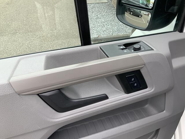 MAN TGE 35 2.0 Lang Automaat Pick Up Airco Cruise 3 Zits Bakmaat L.430/B.205/H.0.40 CM Euro 6