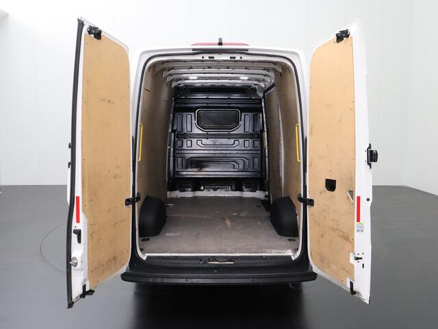 MAN TGE 2.0TDI 140PK DSG Automaat L3H3 | Camera | Airco | Cruise | 3-Persoons | Betimmering