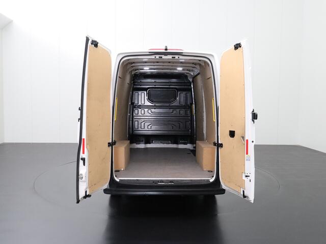 MAN TGE 2.0TDI 140PK DSG Automaat L3H3 | Airco | Cruise | Betimmering | 270 Achterdeuren