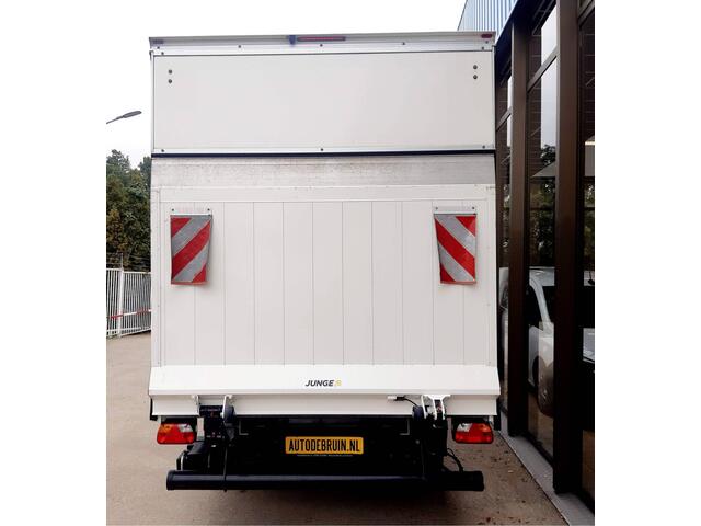 MAN TGE 103Kw/140Pk Autm. Laadklep Airco Achteruitrijcamera Cruise control