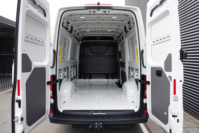 MAN TGE MAN TGE 3.140 | L3H3 | Aut | FACELIFT | Commander BOMVOL! | ACC | App-Connect | Camera | Stoelverwarming | Trekhaak