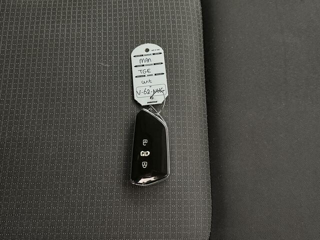 MAN TGE 2.0TDI 140PK L4H3 Maxi | Model 2025 | Navigatie | Camera | Multimedia | Airco | Cruise | Betimmering