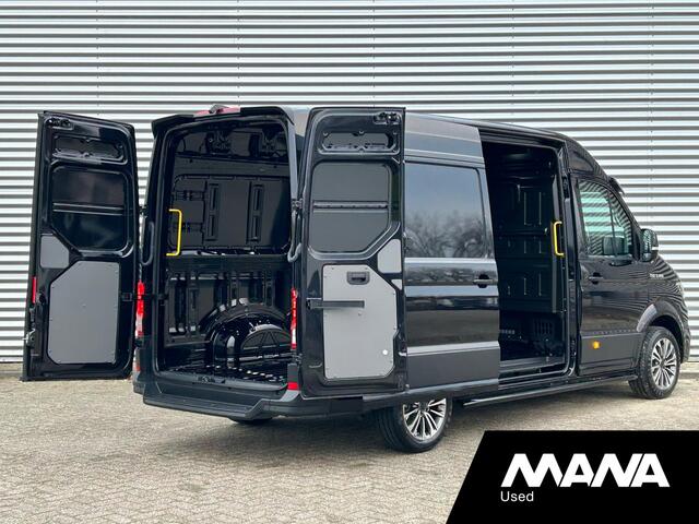 MAN TGE 3.140 L3H3 Automaat 140PK Zwart Black Lion Cruise control Carplay Camera