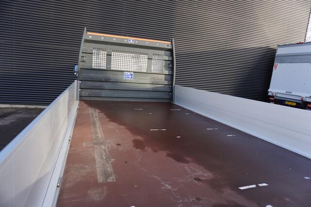 MAN TGE 5.160 Dubbellucht 160pk RWD Open laadbak Apple Carplay 3500kg Trekhaak Cruise control Airco