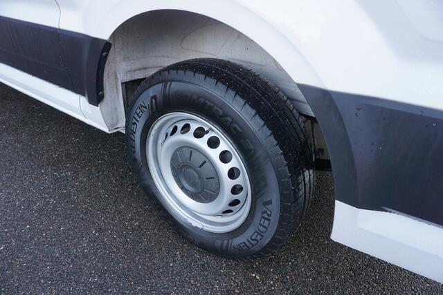 MAN TGE 140pk Automaat L3H3/L2H2 Apple Carplay Camera Cruise control Airco Parkeersensoren