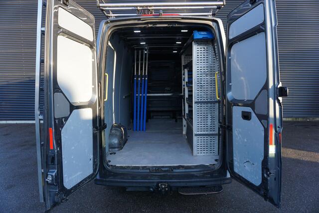 MAN TGE 3.180 177pk Automaat L3H3/L2H2 Navigatie Apple Carplay Trekhaak Cruise control Imperiaal + Trap Camera