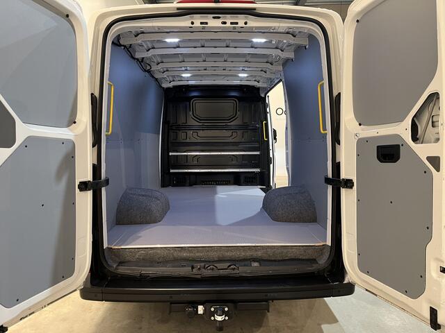 MAN TGE 50 2.0 L2H1 180 PK DL DSG Automaat / Euro 6 / Trekhaak 3500 KG / Airco / Cruise Control / Camera / CarPlay / Navigatie / 83.000 KM !!