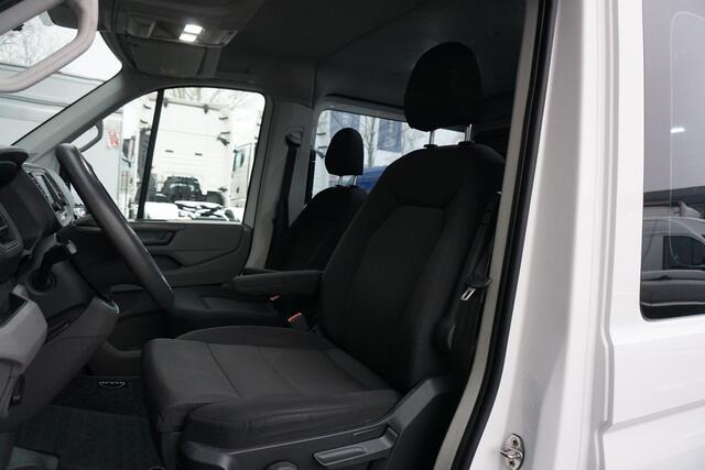 MAN TGE 3.140 140pk Automaat Dubbele cabine L3H2/L2H1 Navigatie Trekhaak Camera Cruise control Parkeersensoren