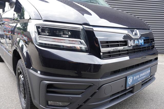 MAN TGE Man TGE 3.140 L3H3 Hoog Aut 2 schuifdeuren 35 2.0 Standaard L3 Hoog FACELIFT Commander BOMVOL!