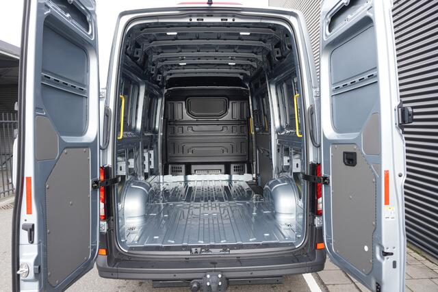 MAN TGE 3.140 L3H3 Aut FACELIFT Commander BOMVOL! | LED | NAVI | CLIMATRONIC | TREKHAAK | ACC | STOELVERWARMING | STUURVERWARMING | VOORRUITVERWARMING