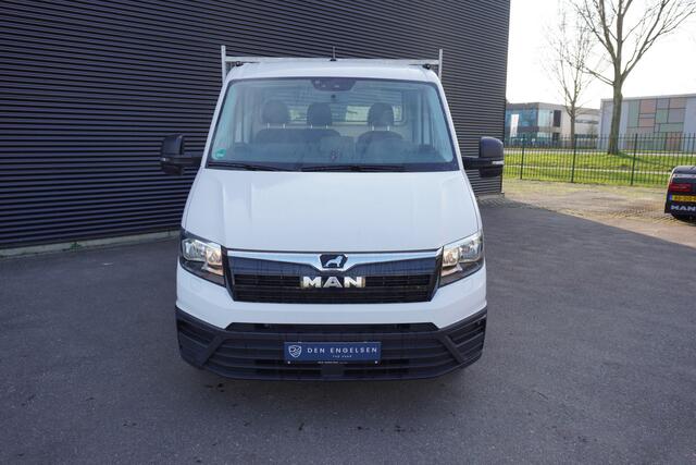 MAN TGE 5.180 dubbellucht 180pk open laadbak Trekhaak Standkachel Cruise control 3-Zits Euro6