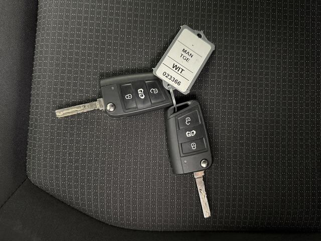 MAN TGE 2.0TDI 140PK L3H3 | Multimedia | Camera | Airco | Betimmering