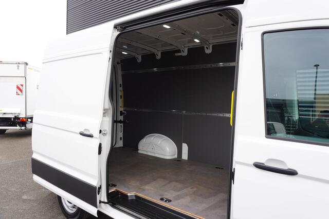 MAN TGE 140pk L3H3 Facelift Apple Carplay Parkeersensoren Cruise control digitaal Dashboard