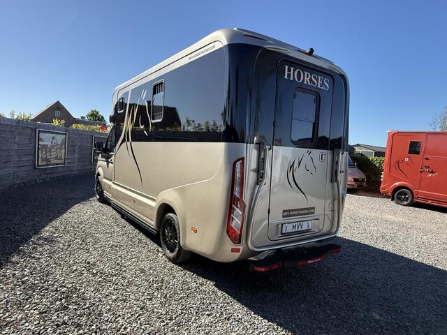 MAN TGE | HORSETRUCK | KRISMAR | STALLION 3XXL | 2024 | AUTOMAAT | HENGST | 13.330KM | 180PK | L4 | 3-SEAT | NL KENTEKEN